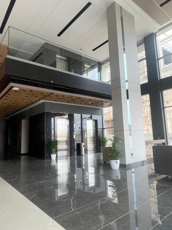 Presidency Airport Hotel Kochi 外观 照片