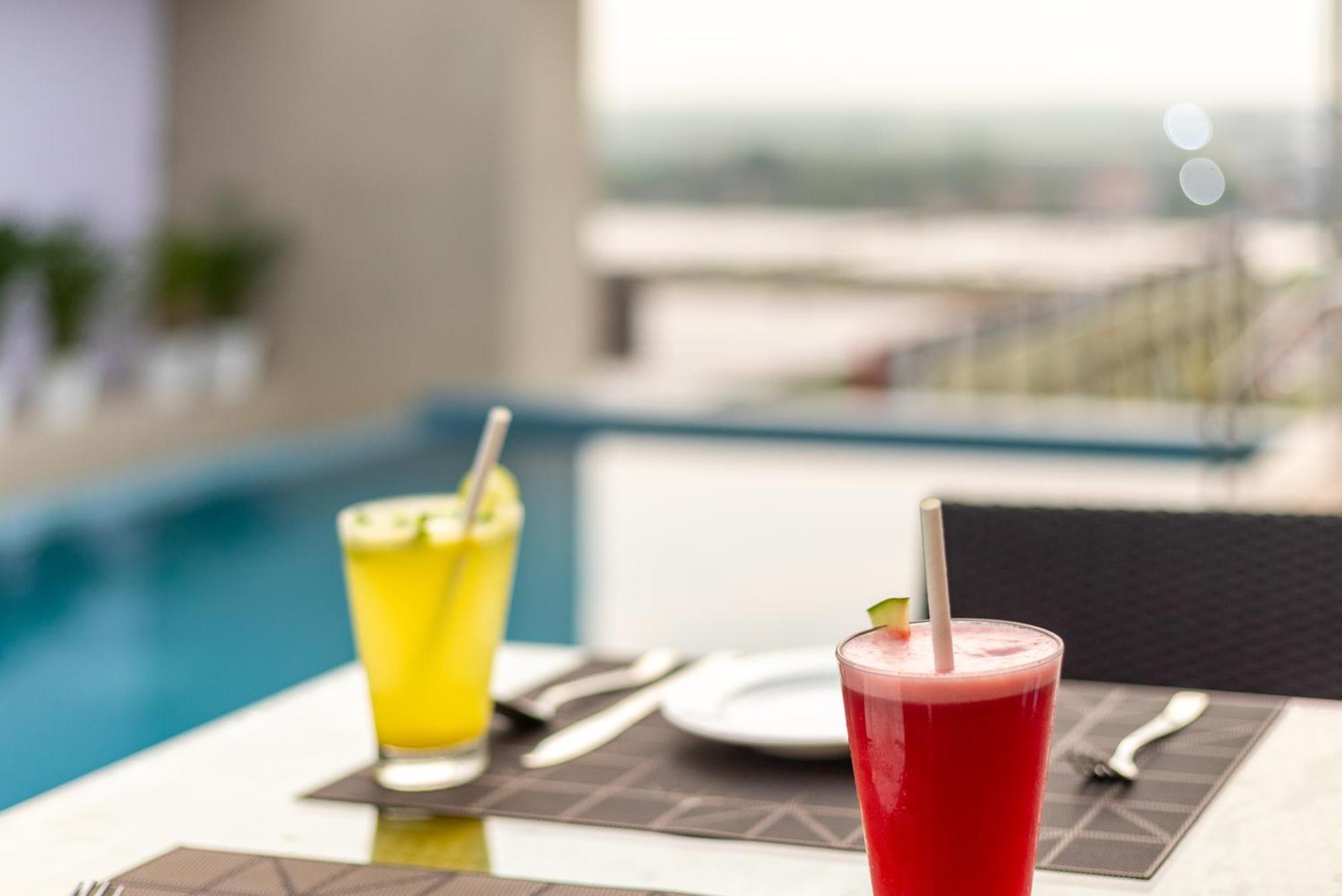 Presidency Airport Hotel Kochi 外观 照片