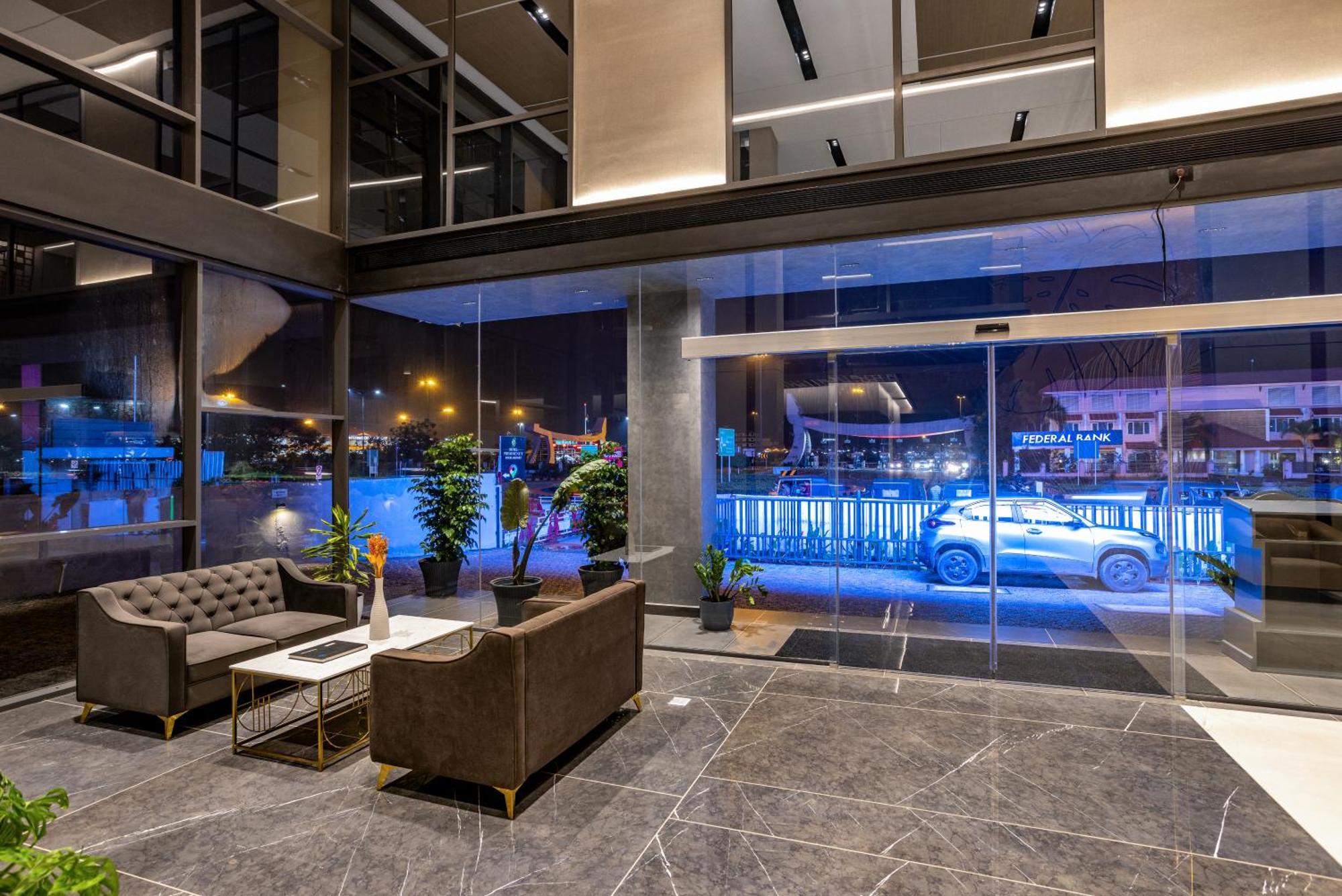 Presidency Airport Hotel Kochi 外观 照片